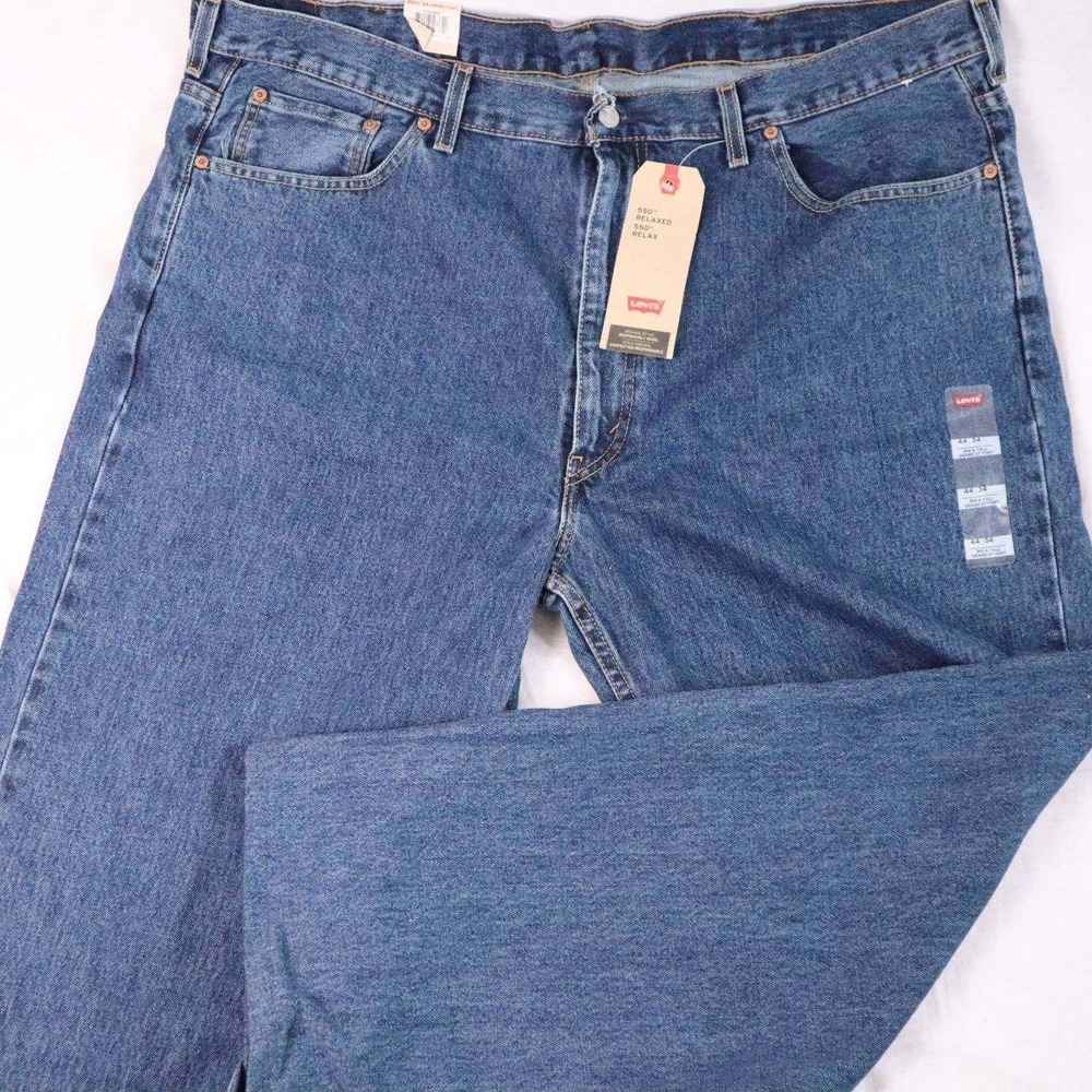 Levis 550 Relaxed Fit Jeans Mens 44x34 Medium Wash Blue Big and Tall NWT